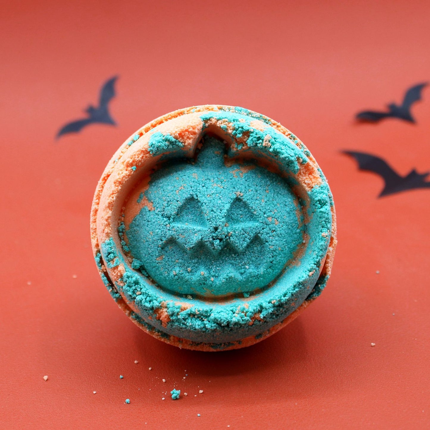 Halloween Bath Bomb – Blue & Orange Carved Pumpkin | Fennel & Orange Fragrance