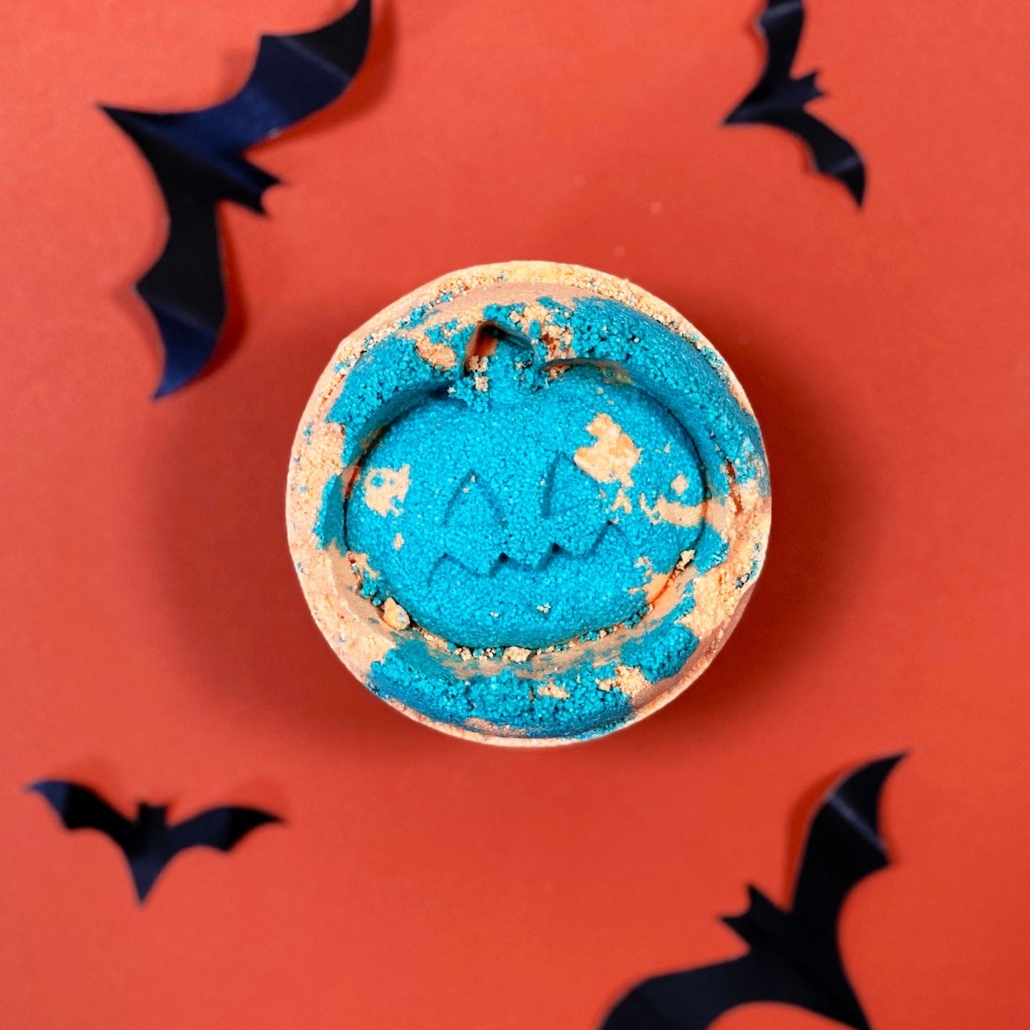 Halloween Bath Bomb – Blue & Orange Carved Pumpkin | Fennel & Orange Fragrance