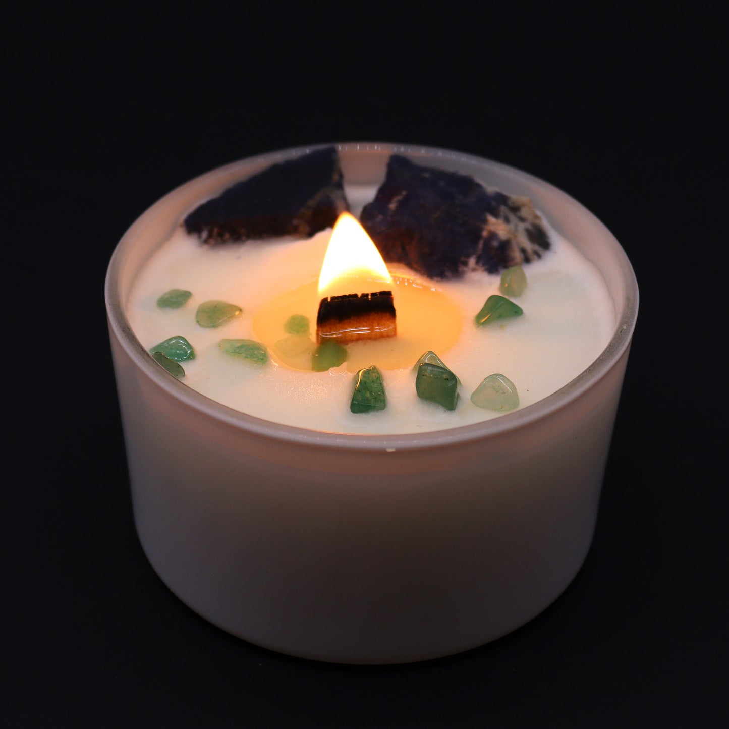 Throat Chakra Crystal Candle – 360g | Gentle Reasons Fragrance with Sodalite & Jade