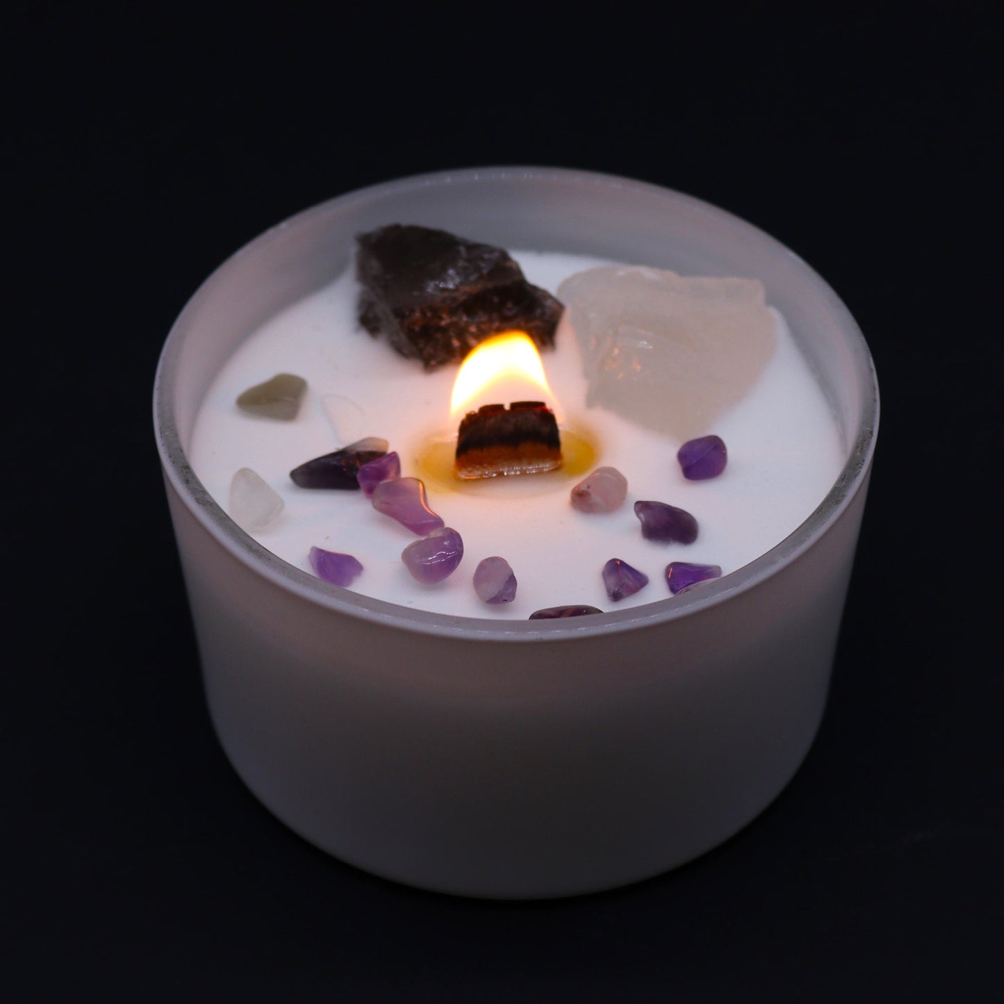 Crown Chakra Crystal Candle – 360g | Ocean Breeze Fragrance with Celestite & Selenite