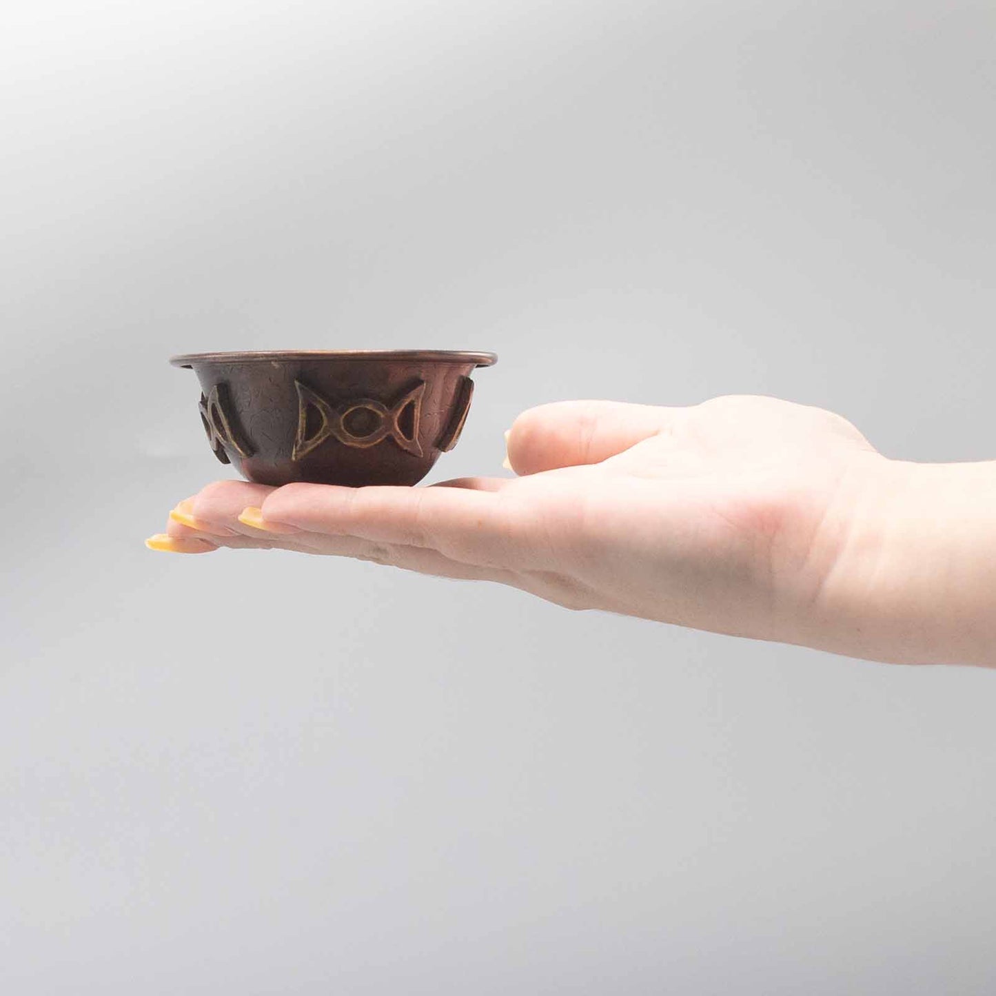Antique Copper-Tone Ritual Offering Bowl – Triple Moon Design | Vessel for Incense & Ritual Use