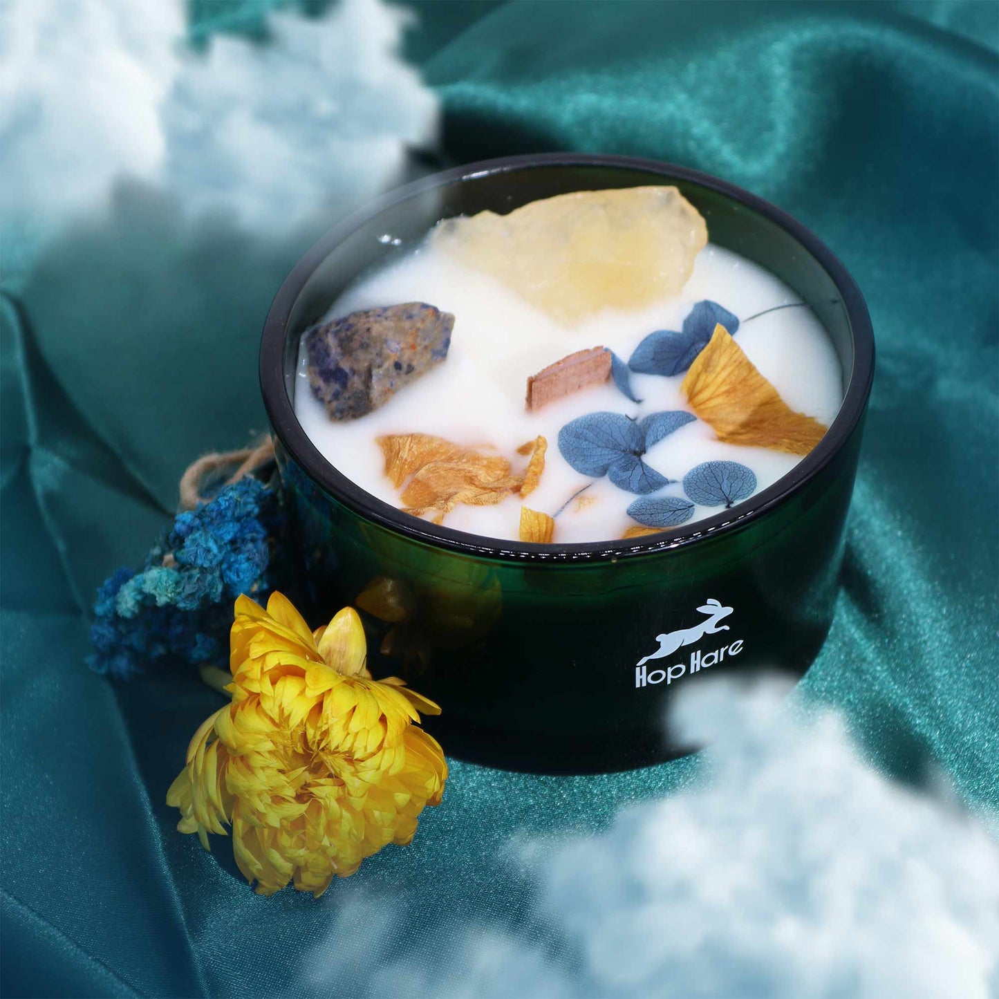The Sun Hop Hare Crystal Floral Candle – 330g | Lemon Horizon Fragrance with Citrine & Sodalite