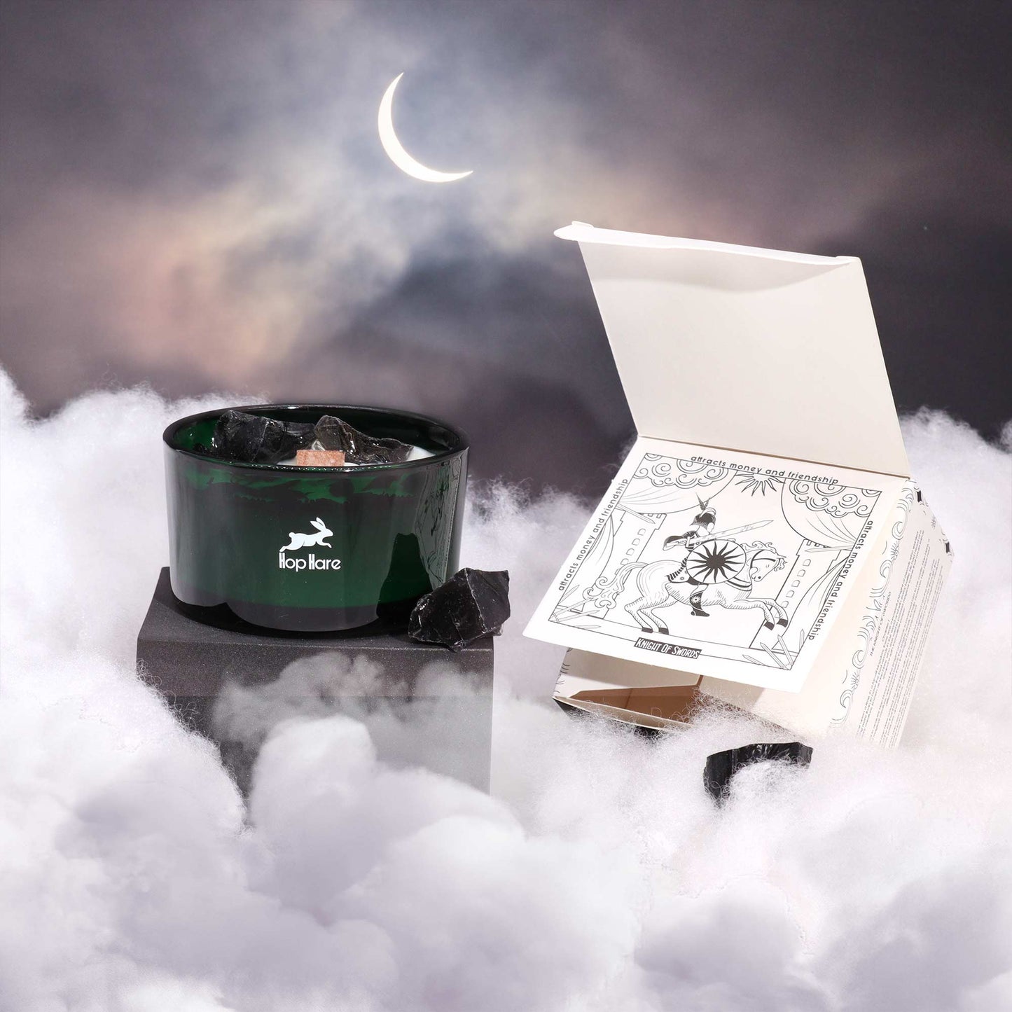 The Knight of Swords Hop Hare Crystal Floral Candle – 330g | Cedar Castle Fragrance with Black Obsidian