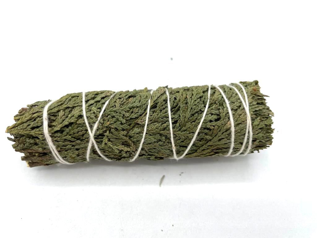 Cedar Smudge Stick – 11cm | Grounding & Protective Cleansing Herb