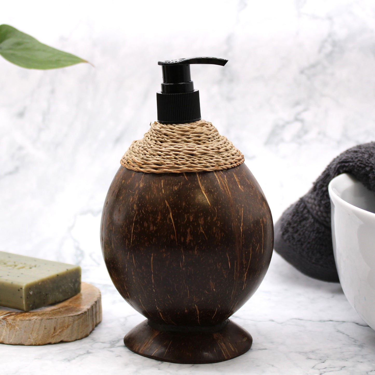 Natural Coconut Soap Dispenser – 300ml | Eco-Friendly Handcrafted Design