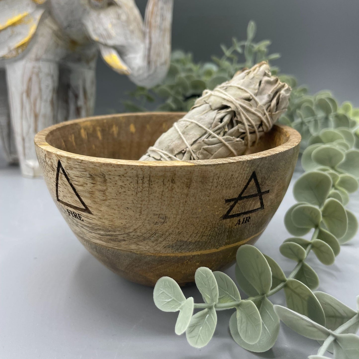 Small Ritual Offering Bowl – Four Elements Design | Mango Wood