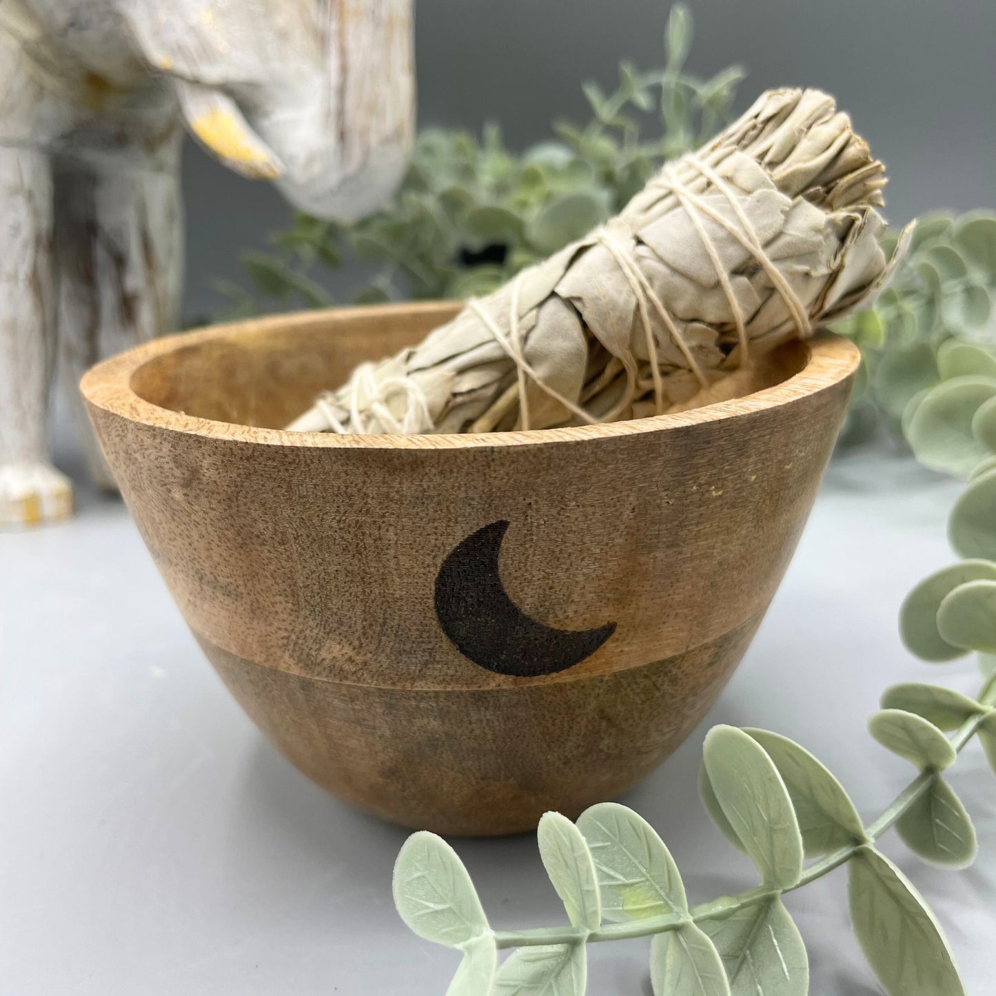 Small Ritual Offering Bowl – Moon Design | Mango Wood