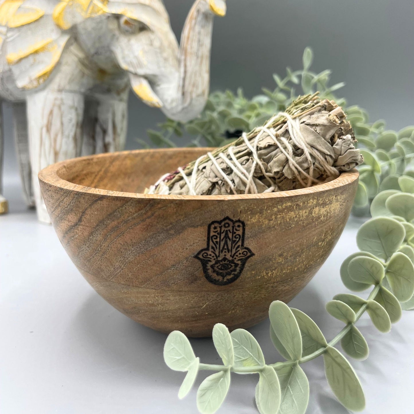 Ritual Offering Bowl – Hamsa Design | Mango Wood