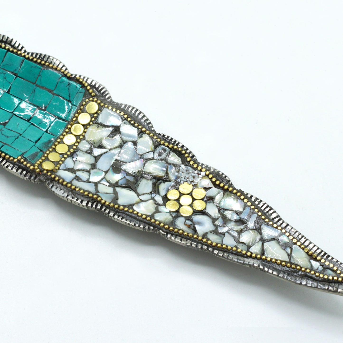 Tibetan Incense Holder – Buddha Long Leaf | Peaceful Handmade Mosaic for Ritual Use