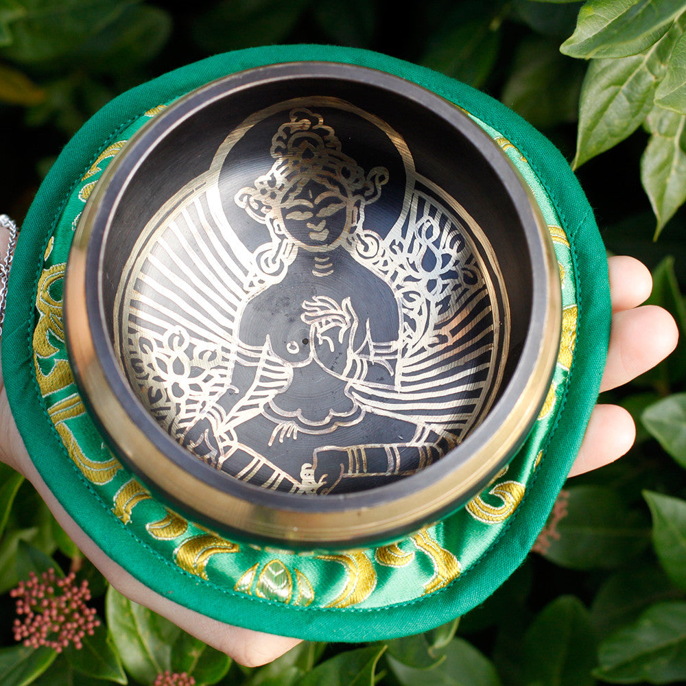 Tibetan Healing Singing Bowl Set – Green Tara (13cm) | Handcrafted Brass & Gift-Boxed