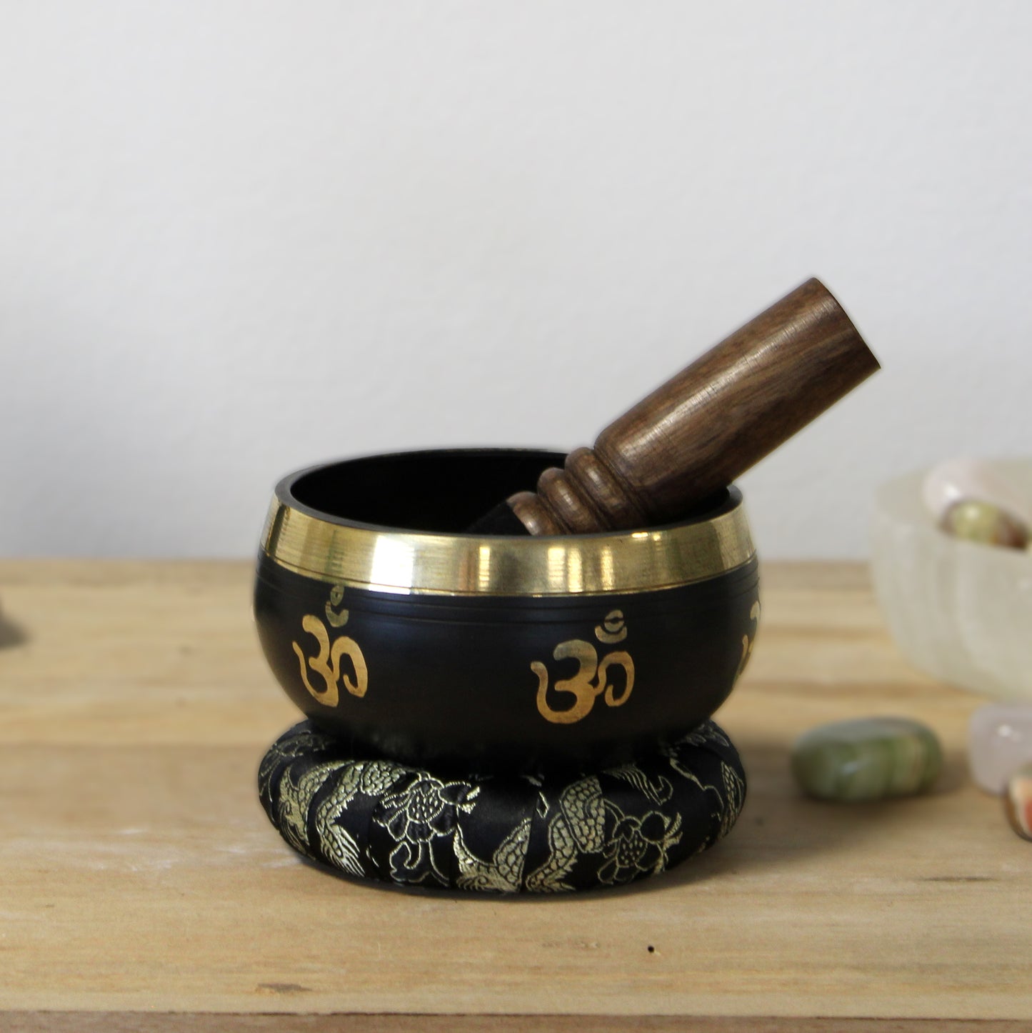 Black & Gold Brass Singing Bowl – Yoga Om (9cm) | High Tone for Clarity & Calm