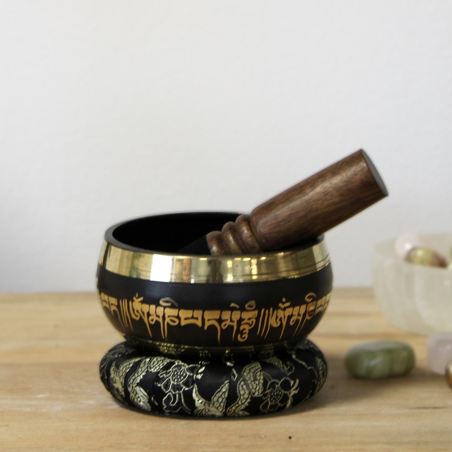 Black & Gold Brass Singing Bowl – Lotus Flower (9cm) | High Tone for Clarity & Calm