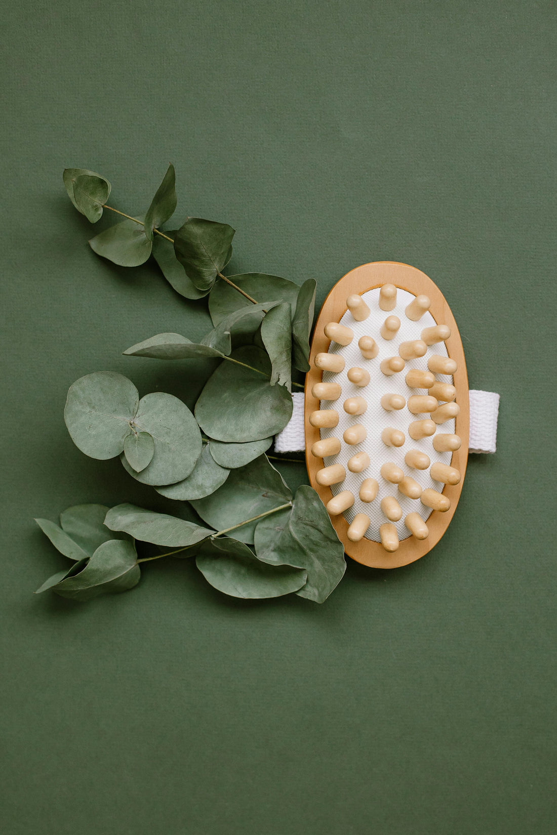 Sculpt & Smooth: A Phytoactive Cellulite Massage Ritual