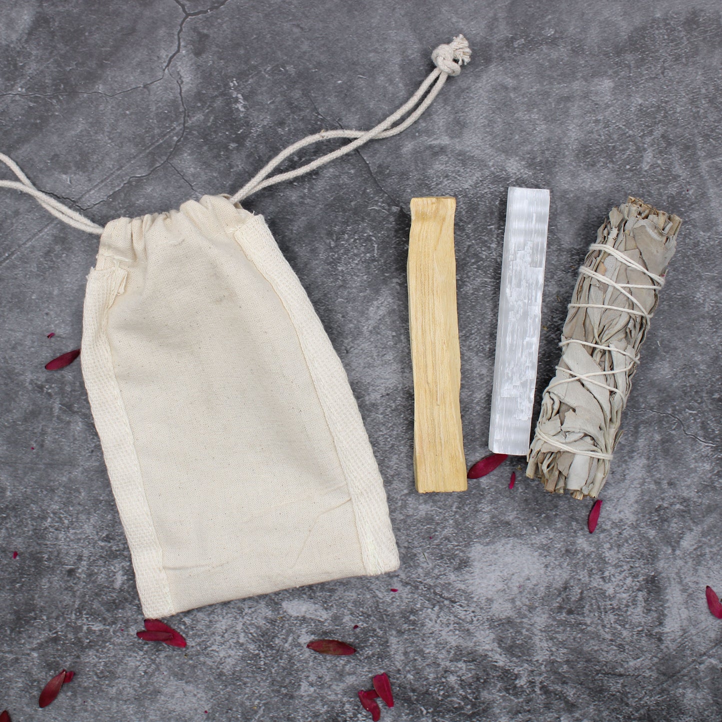 Travel Energy Cleansing & Smudging Kit – Sage, Palo Santo & Selenite | Portable Ritual Set for Purification & Grounding