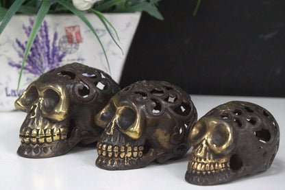 Vintage Brass Skull – Medium | Halloween Decor