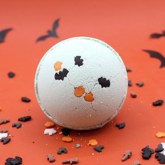 Halloween Bath Bomb – Bat & Pumpkin Sprinkles | Coconut & Lime Fragrance
