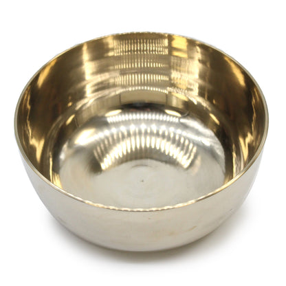 Brass Singing Bowl – Large (17cm) | Traditional, Handcrafted & Meditative